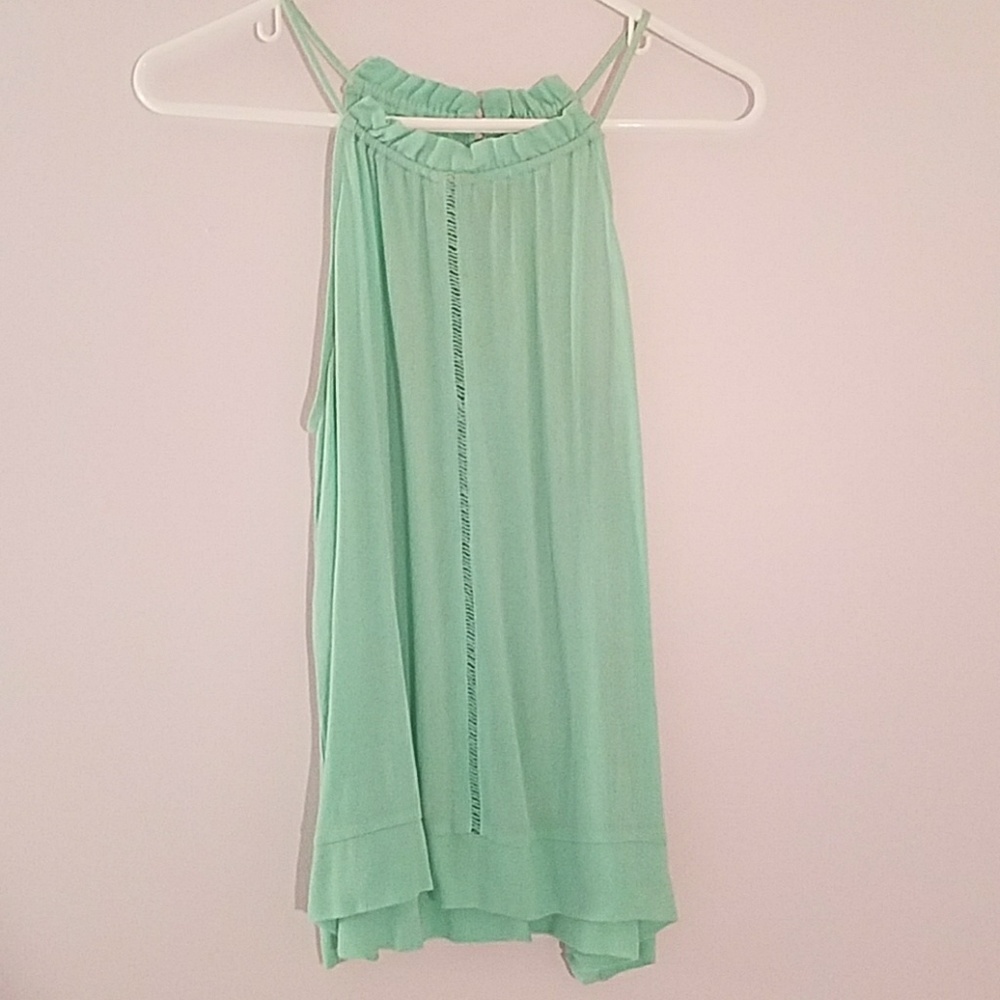 Mint green tank with expandable neckline 《 size S